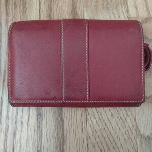 Classic Coach Leather Wallet in Beautiful Brown